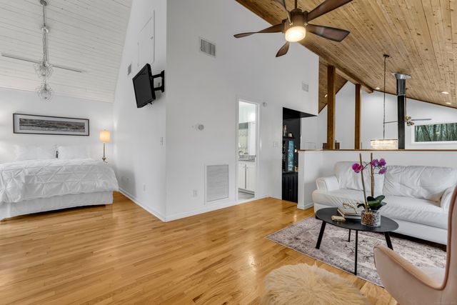 286 Weatherly Trail, Guilford, CT 06437