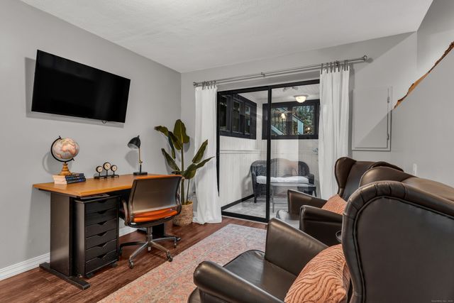 286 Weatherly Trail, Guilford, CT 06437