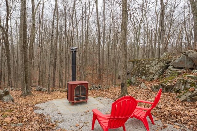 286 Weatherly Trail, Guilford, CT 06437