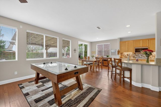 6007 Connery Dr, Shingle Springs, CA 95682