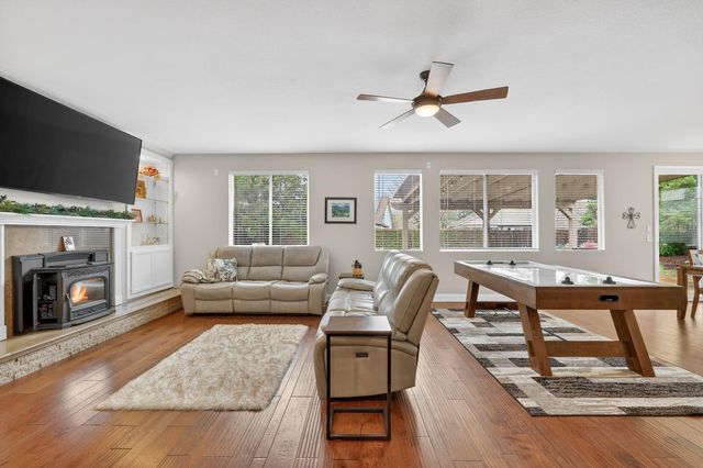 6007 Connery Dr, Shingle Springs, CA 95682