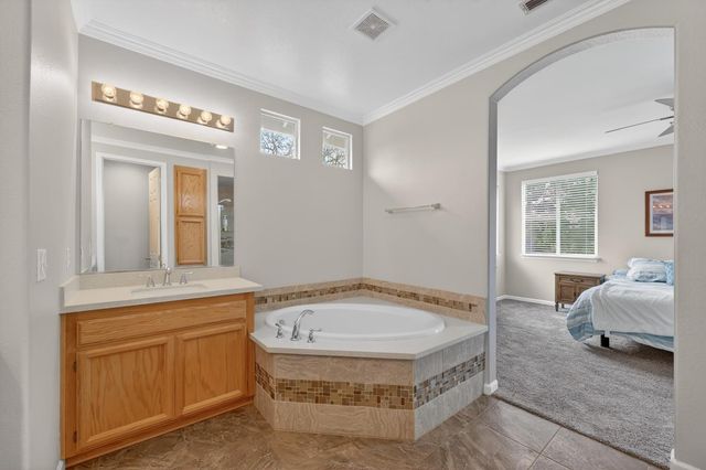 6007 Connery Dr, Shingle Springs, CA 95682