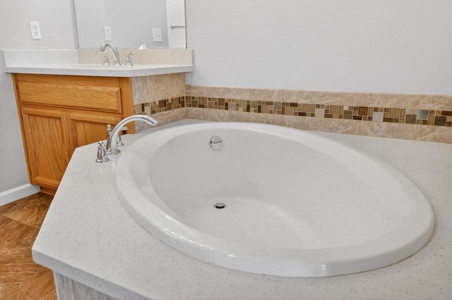 6007 Connery Dr, Shingle Springs, CA 95682