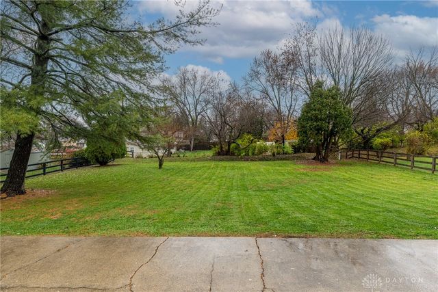 4227 Williamsport Drive, Beavercreek, OH 45430