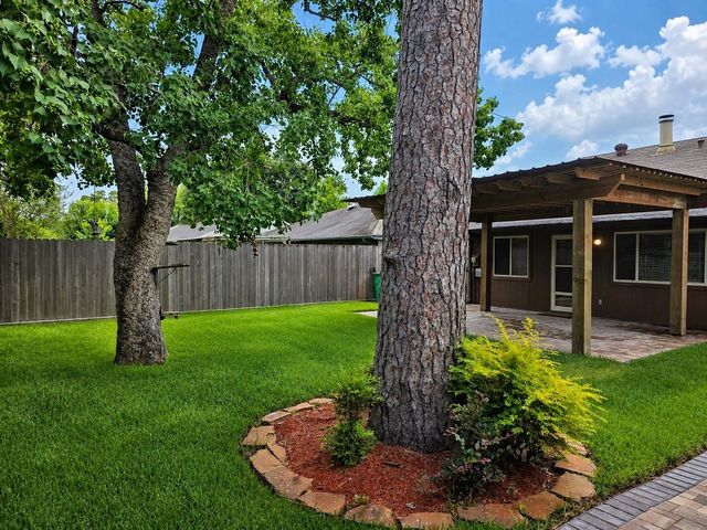 2527 N Spring Drive, Spring, TX 77373