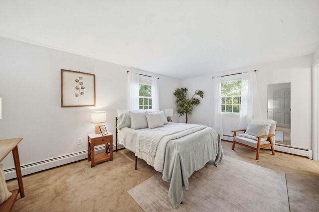 15 Warton Road, Nashua, NH 03062