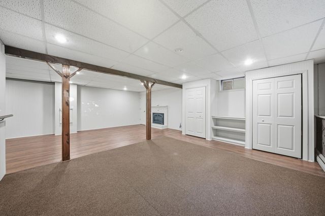 15 Warton Road, Nashua, NH 03062