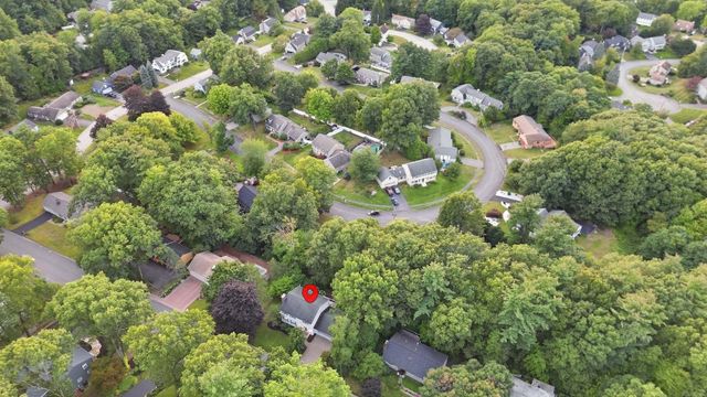 15 Warton Road, Nashua, NH 03062
