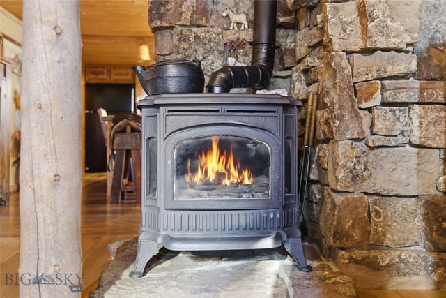 192 Mountain Brook Road, Livingston, MT 59047