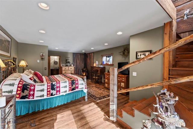 192 Mountain Brook Road, Livingston, MT 59047