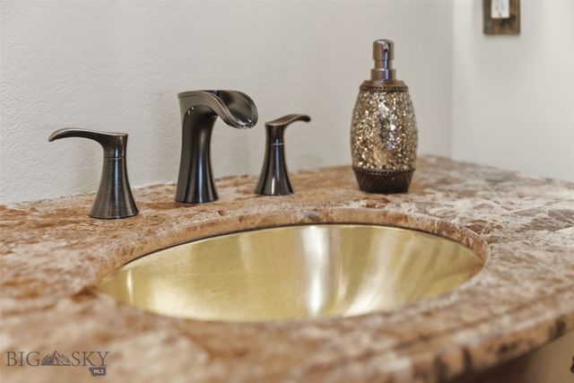 192 Mountain Brook Road, Livingston, MT 59047