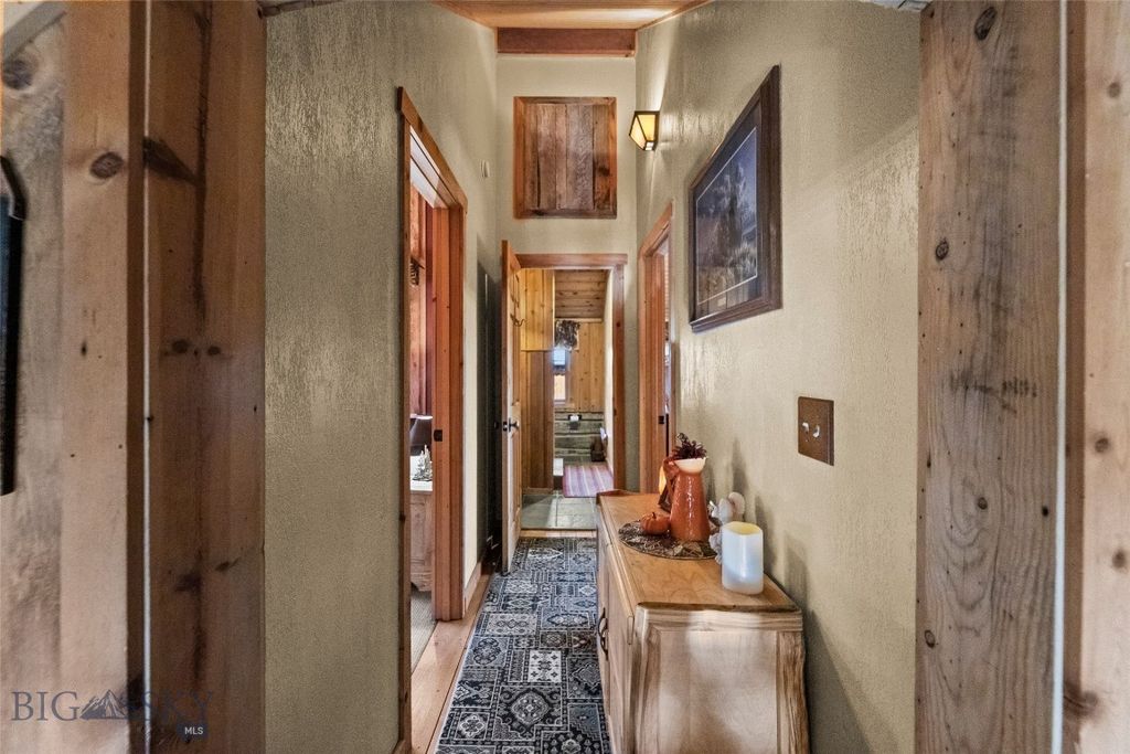 192 Mountain Brook Road, Livingston, MT 59047 photo 22