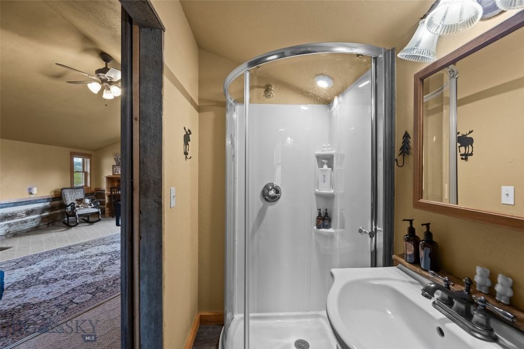 192 Mountain Brook Road, Livingston, MT 59047 photo 69