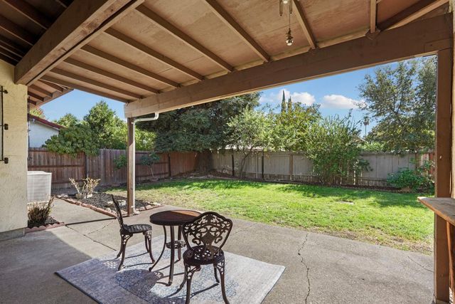 1106 Autumn Ct, Stockton, CA 95210