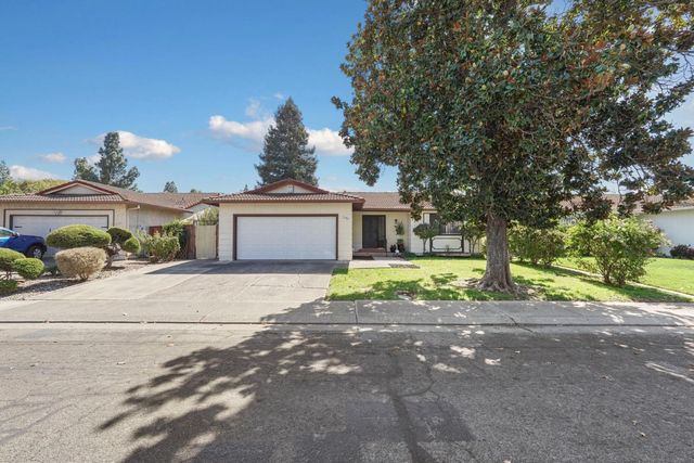 1106 Autumn Ct, Stockton, CA 95210