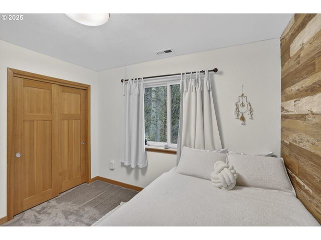 831 VIRGINIA Cir, Clatskanie, OR 97016