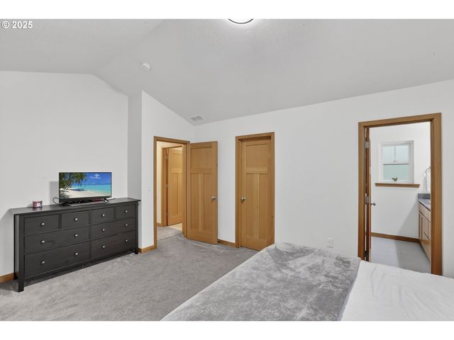 831 VIRGINIA Cir, Clatskanie, OR 97016