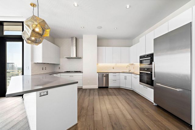 1409 Post Oak Boulevard 1602, Houston, TX 77056