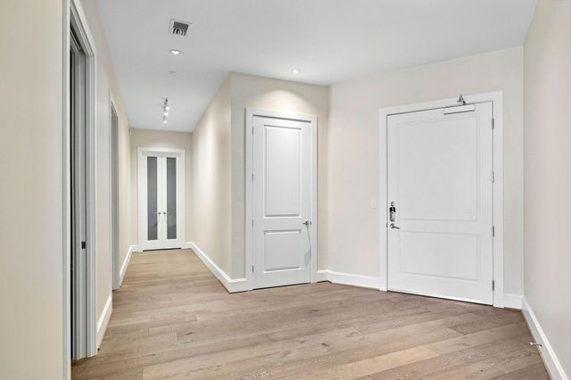 1409 Post Oak Boulevard 1602, Houston, TX 77056