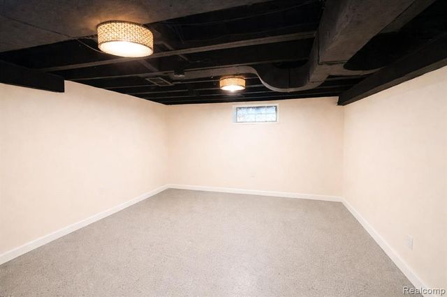 11108 Maxwell Avenue, Warren, MI 48089