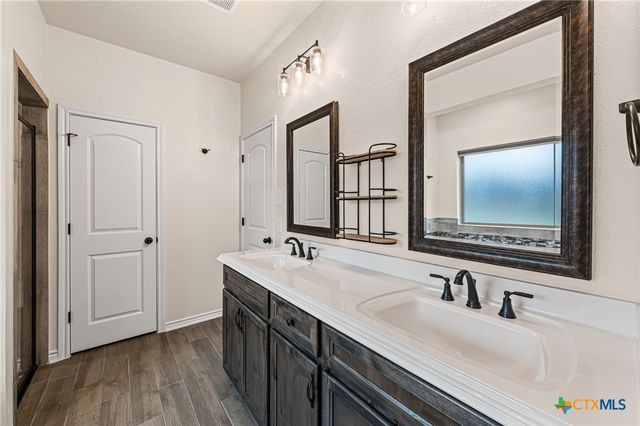 3428 Waggoner Drive, Belton, TX 76513