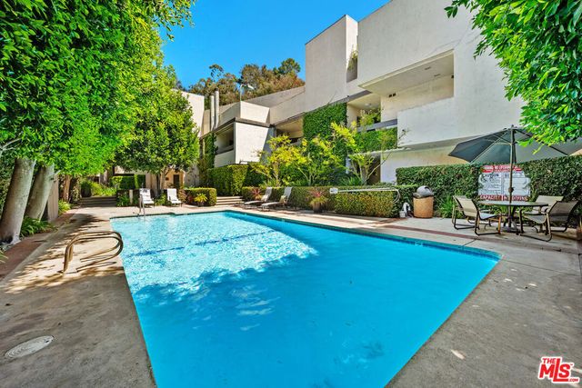 11687 Bellagio Road 3, Los Angeles, CA 90049