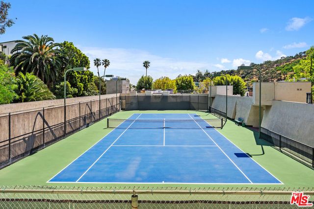 11687 Bellagio Road 3, Los Angeles, CA 90049