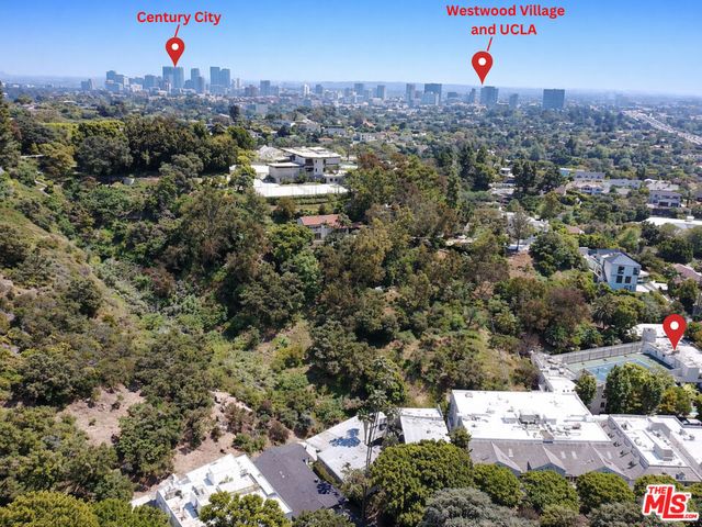 11687 Bellagio Road 3, Los Angeles, CA 90049