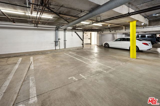 11687 Bellagio Road 3, Los Angeles, CA 90049