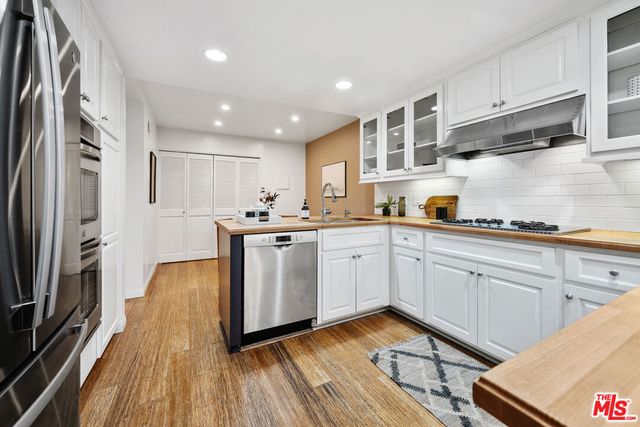 11687 Bellagio Road 3, Los Angeles, CA 90049