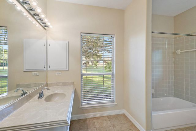 4521 W Bayshore Road A, Anahuac, TX 77514