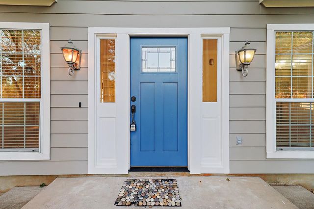 4521 W Bayshore Road A, Anahuac, TX 77514