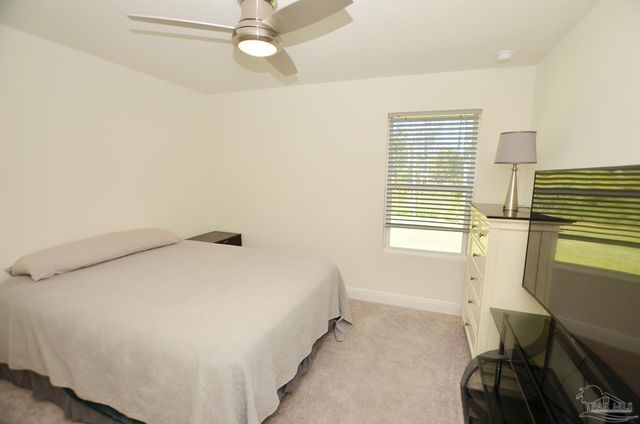 6618 Angle Rd, Navarre, FL 32566