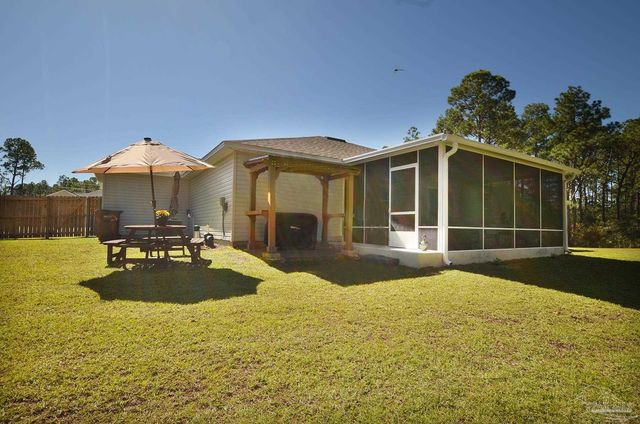 6618 Angle Rd, Navarre, FL 32566