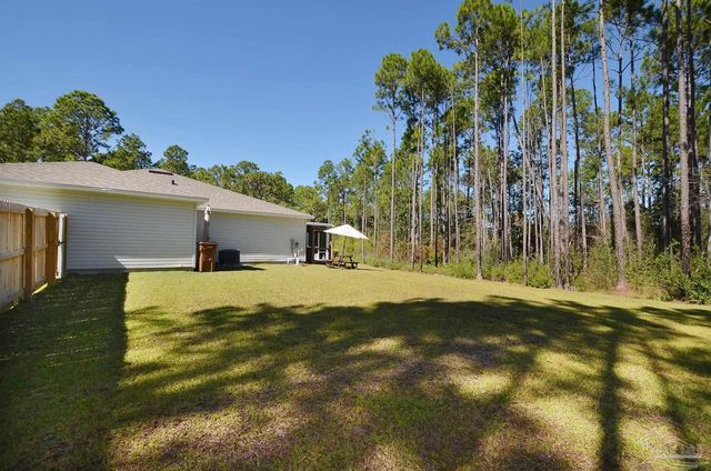 6618 Angle Rd, Navarre, FL 32566