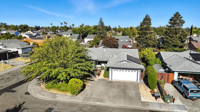 829 Tree Duck Way, Suisun City, CA 94585