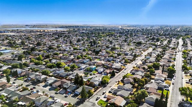 829 Tree Duck Way, Suisun City, CA 94585