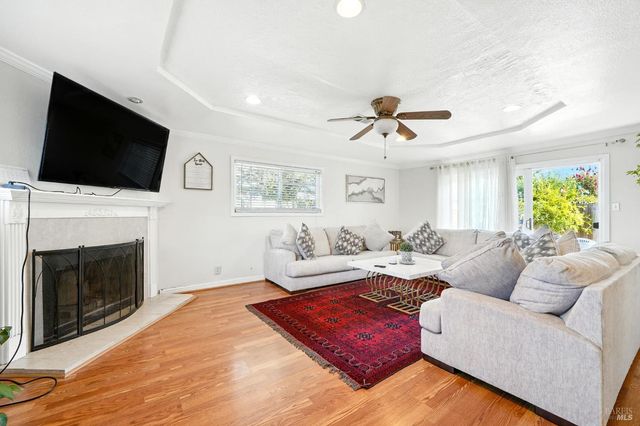 829 Tree Duck Way, Suisun City, CA 94585