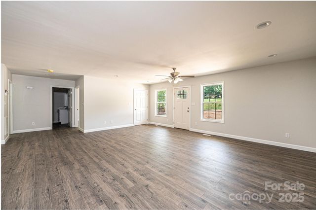 1127 Mckay Road, Newton, NC 28658