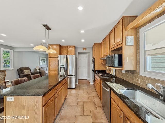 6 Aaron Avenue, Howell, NJ 07731