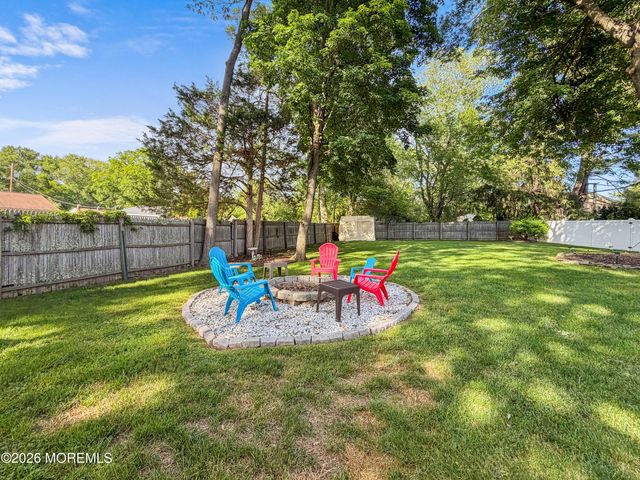 6 Aaron Avenue, Howell, NJ 07731