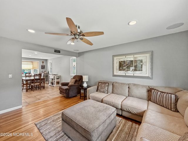 6 Aaron Avenue, Howell, NJ 07731