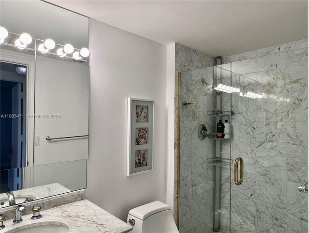 445 Grand Bay Dr 310, Key Biscayne, FL 33149