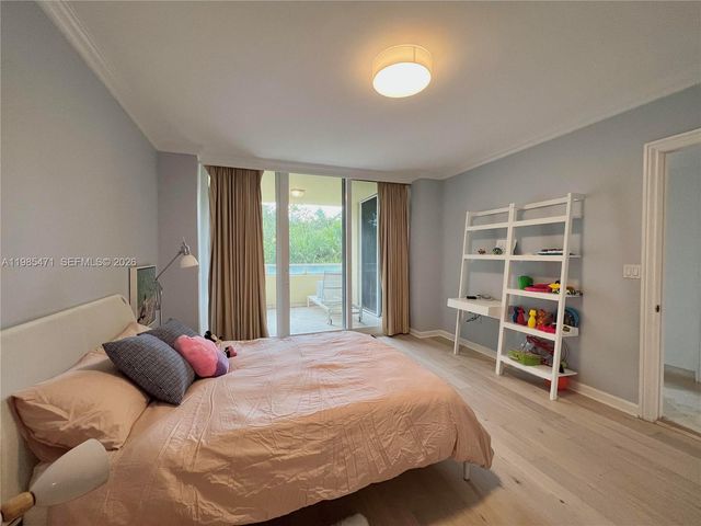 445 Grand Bay Dr 310, Key Biscayne, FL 33149