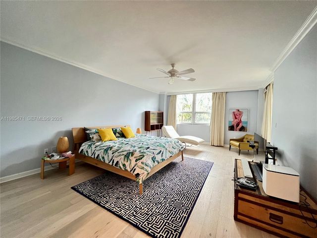 445 Grand Bay Dr 310, Key Biscayne, FL 33149