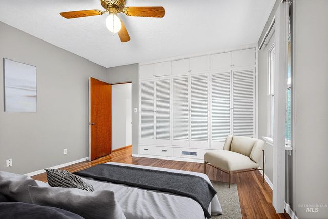 3322 N Mountain View Dr, Boise, ID 83704