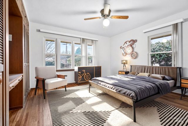 3322 N Mountain View Dr, Boise, ID 83704