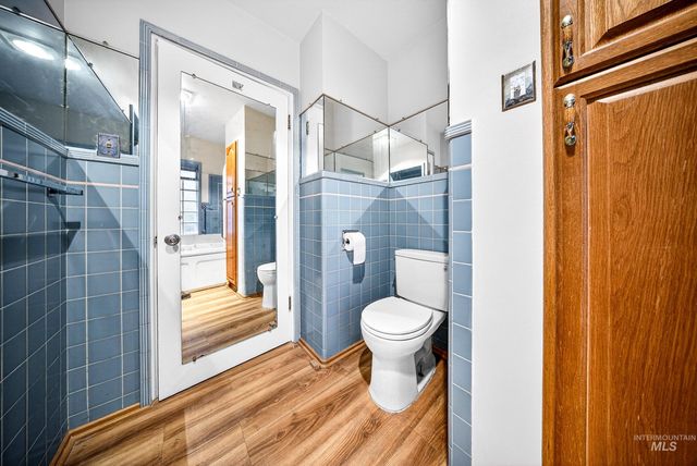 3322 N Mountain View Dr, Boise, ID 83704