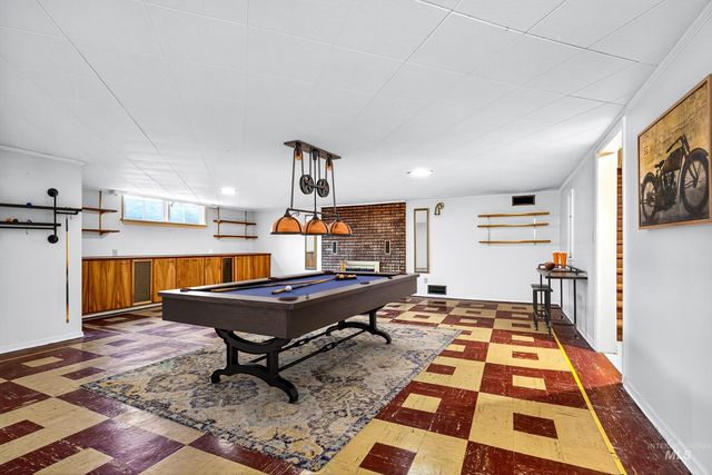 3322 N Mountain View Dr, Boise, ID 83704