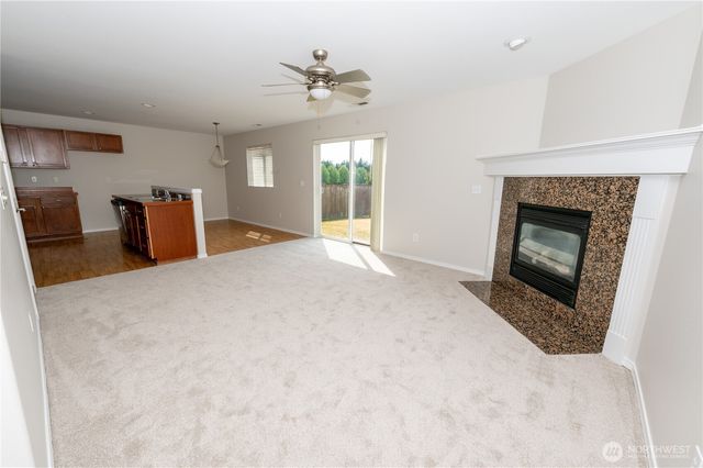 18634 94th Avenue Ct E, Puyallup, WA 98375